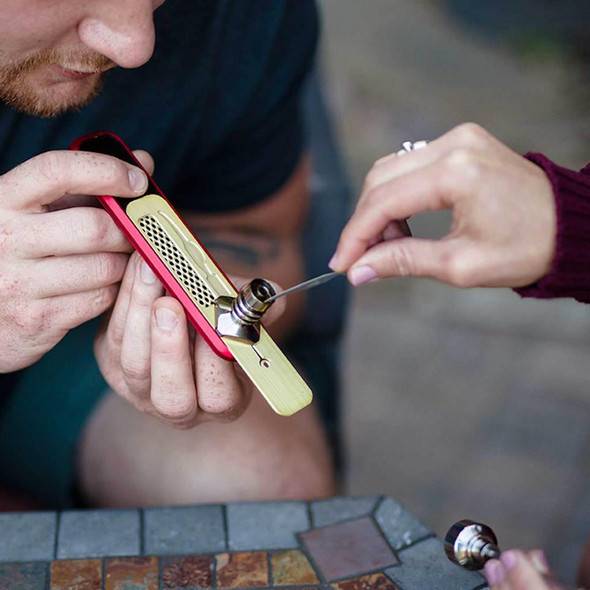 V Syndicate Genius Water-Free Portable Dab Rig Black 