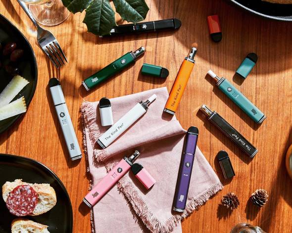  The Kind Pen Jiggy: Black - Electric Nectar Collector and Wax Dab Pen 