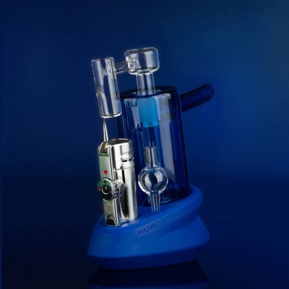 HAMR Blue: All in One Dab Rig - Portable Rig with Quartz Banger and Torch